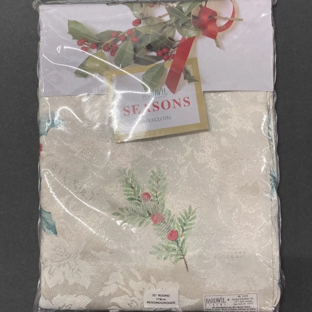 Bardwil Seasons Tablecloth Christmas Greenery 70” Round Holiday Solstice New - Picture 2 of 11